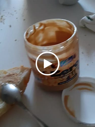 Customer video review of Crema proteica gusto nocciola bianca