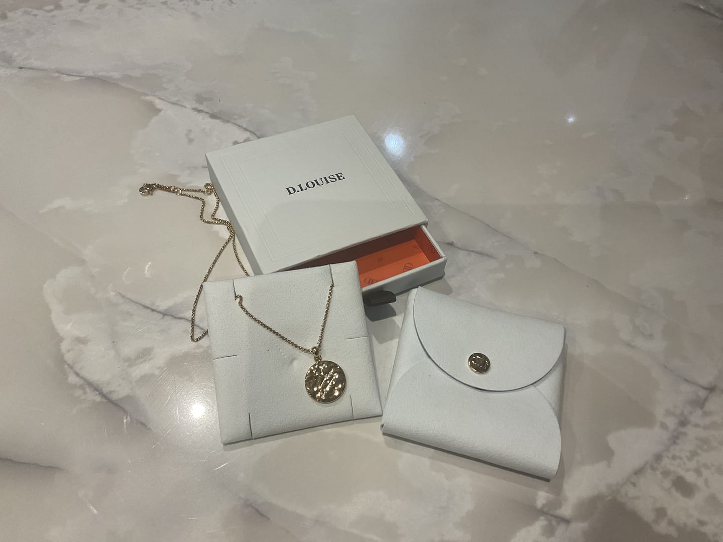 Customer photo review of Gift Box