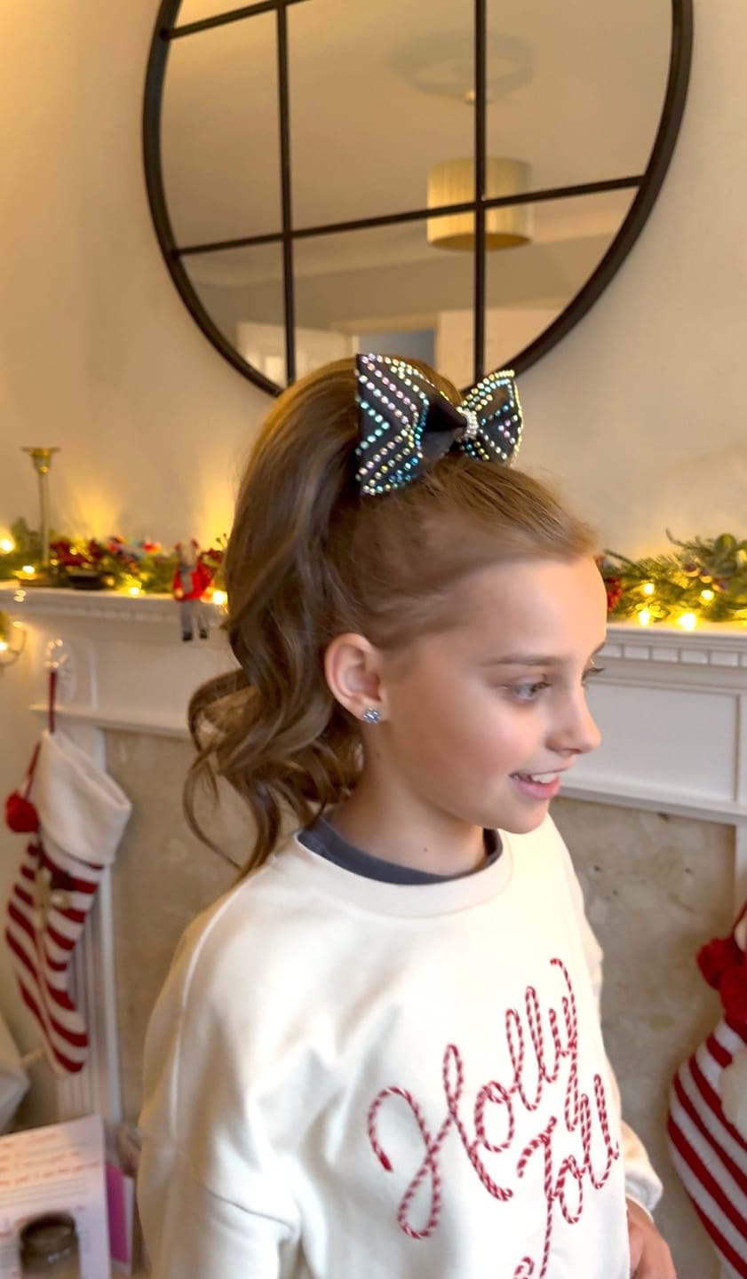 Customer photo review of Stranded Medium Wand Wave Clip-in Ponytail - Colour #8/10 Baby Bronde