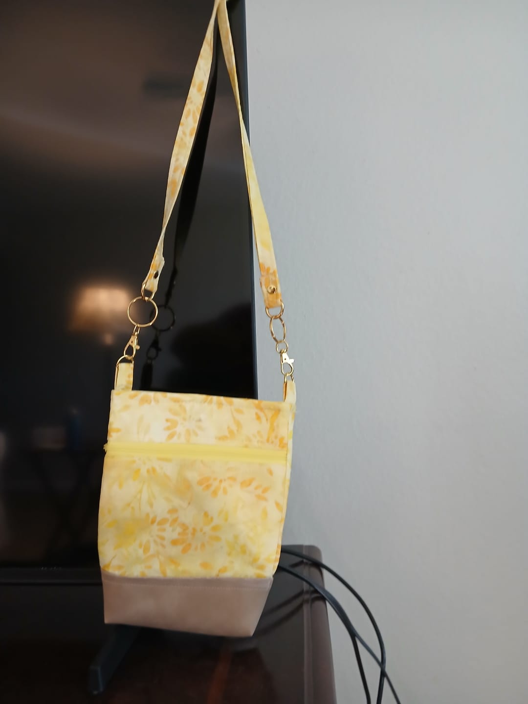 Customer photo review of Wanderlust Phone Bag Pattern