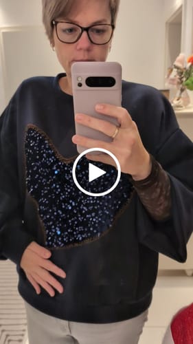 Customer video review of Cashmere Langarmshirt mit Spitze Leo braun