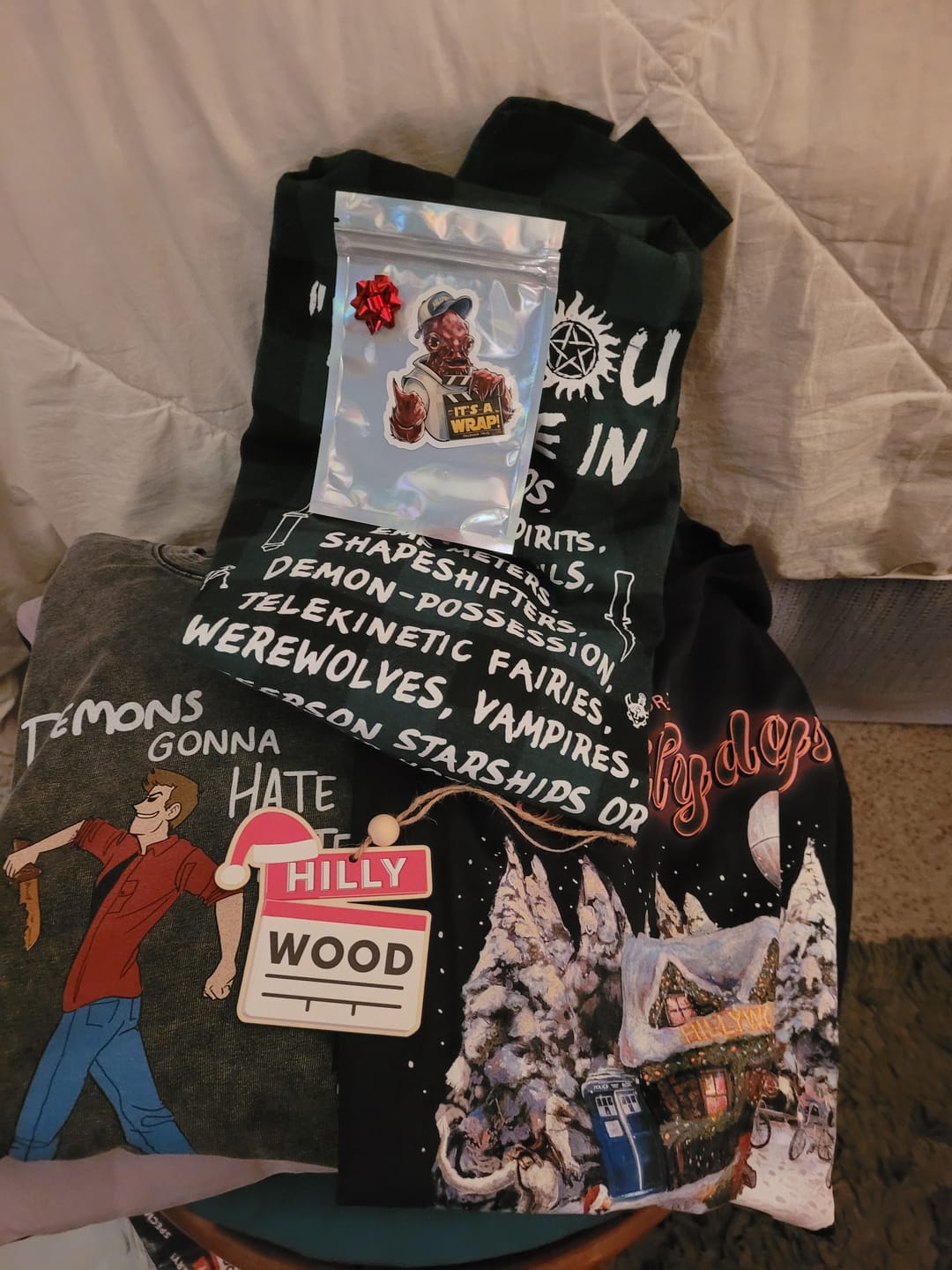 Customer photo review of First Blade Ribbon Acid Washed Oversized Tee