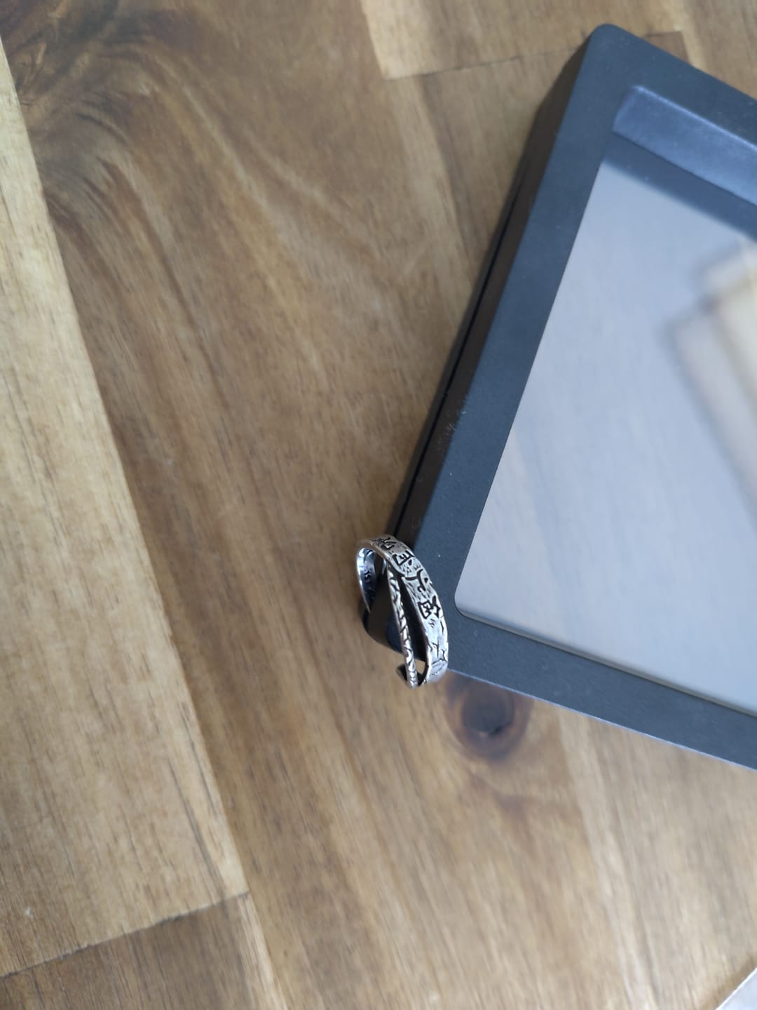 Customer photo review of "MONOLOGUES" 925 Sterling Silver Vintage Monologue Engraved Adjustable Open Ring