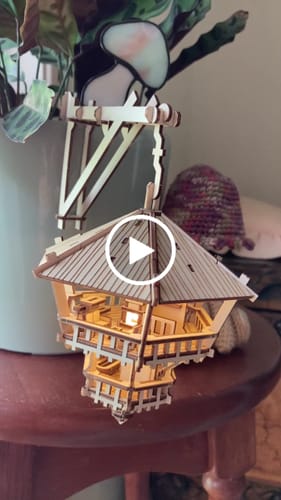 Customer video review of Treetop Hideaway