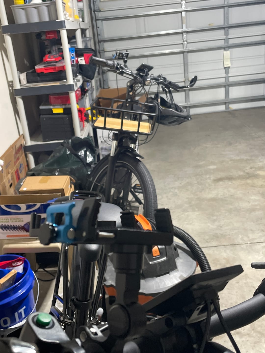 Customer photo review of Universal E-Bike Phone Mount with Quick-Release