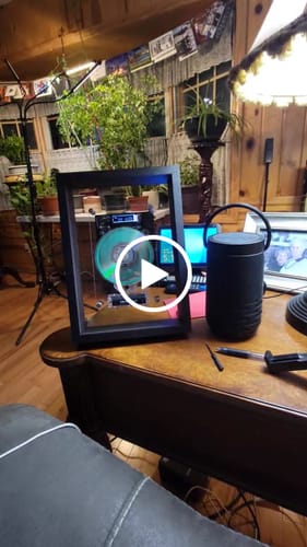 Customer video review of M1 Music Frame CD Player