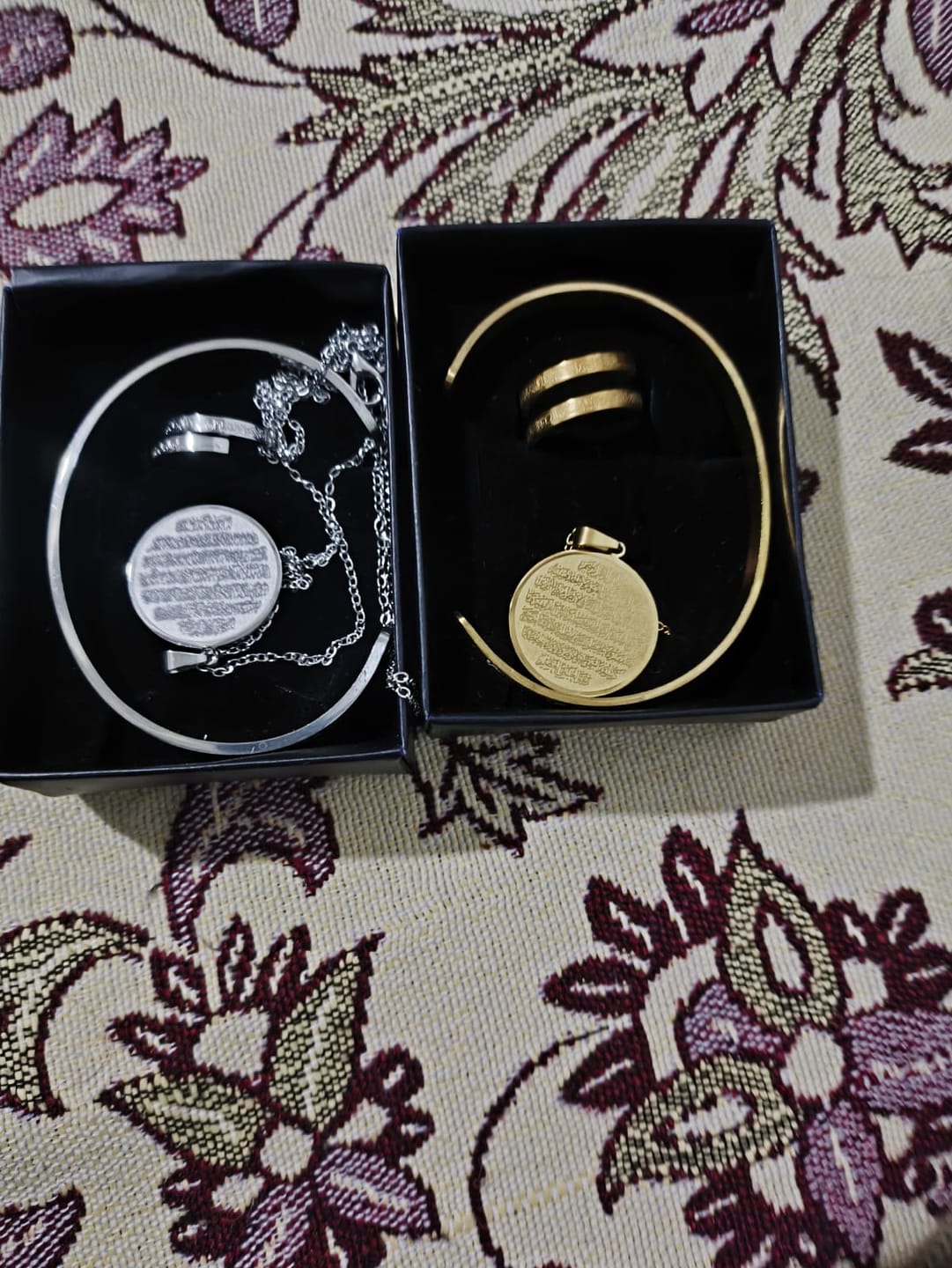 Customer photo review of Minikkoza® Ayet-El Kürsi Setler