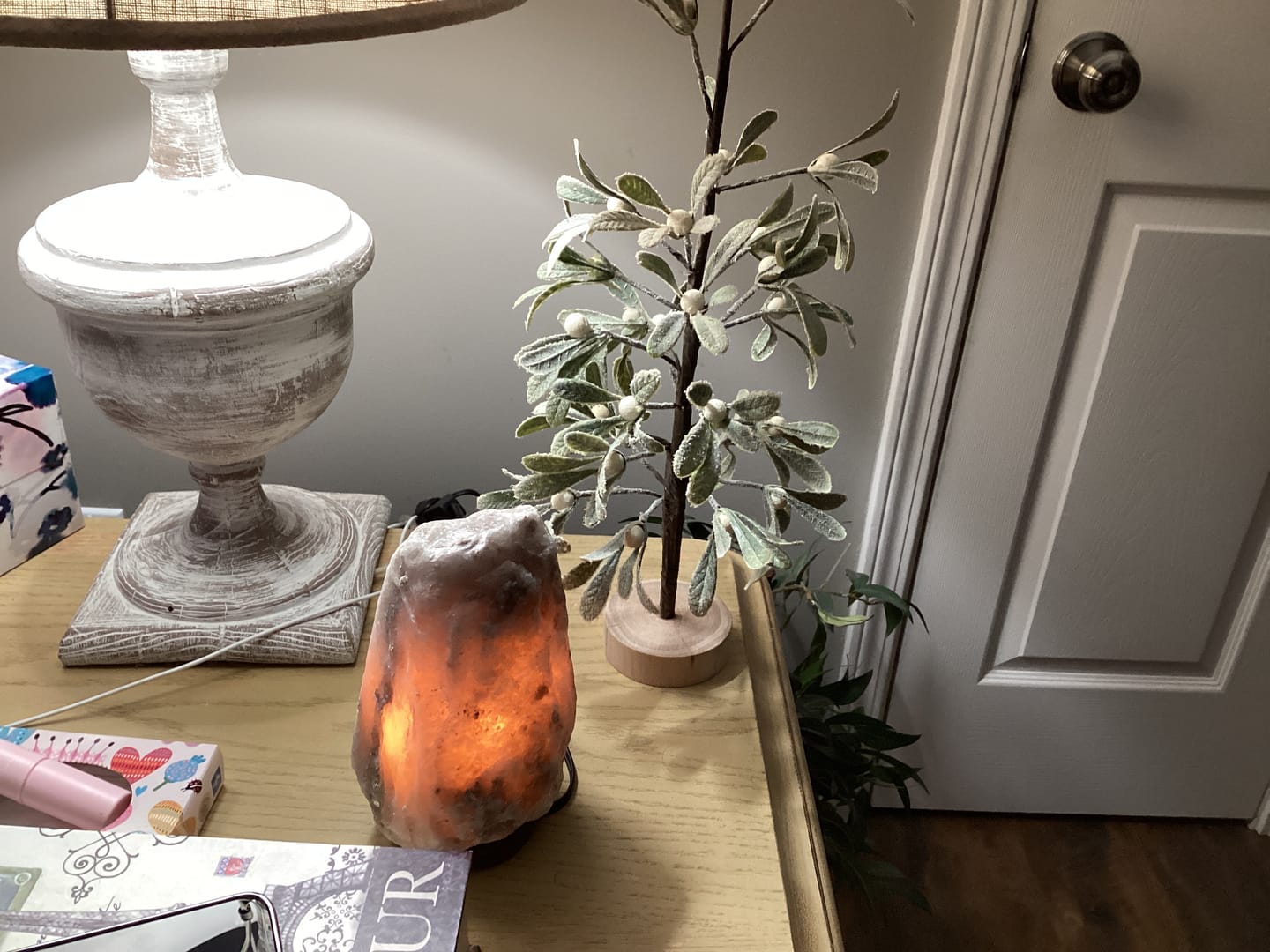 Customer photo review of Rare Gray Himalayan Salt Lamp