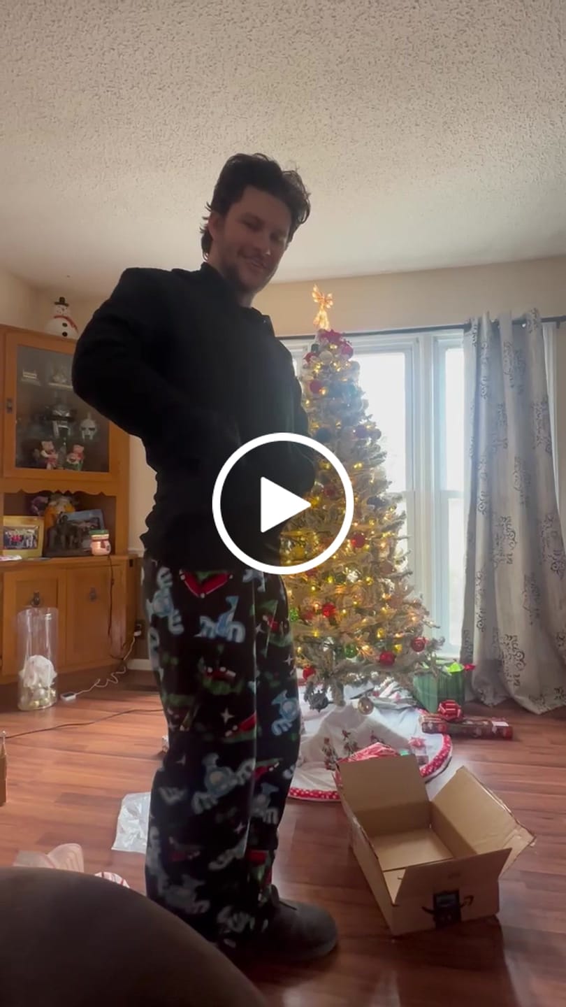 Customer video review of Standoff Concealment Hoodie Mk.II