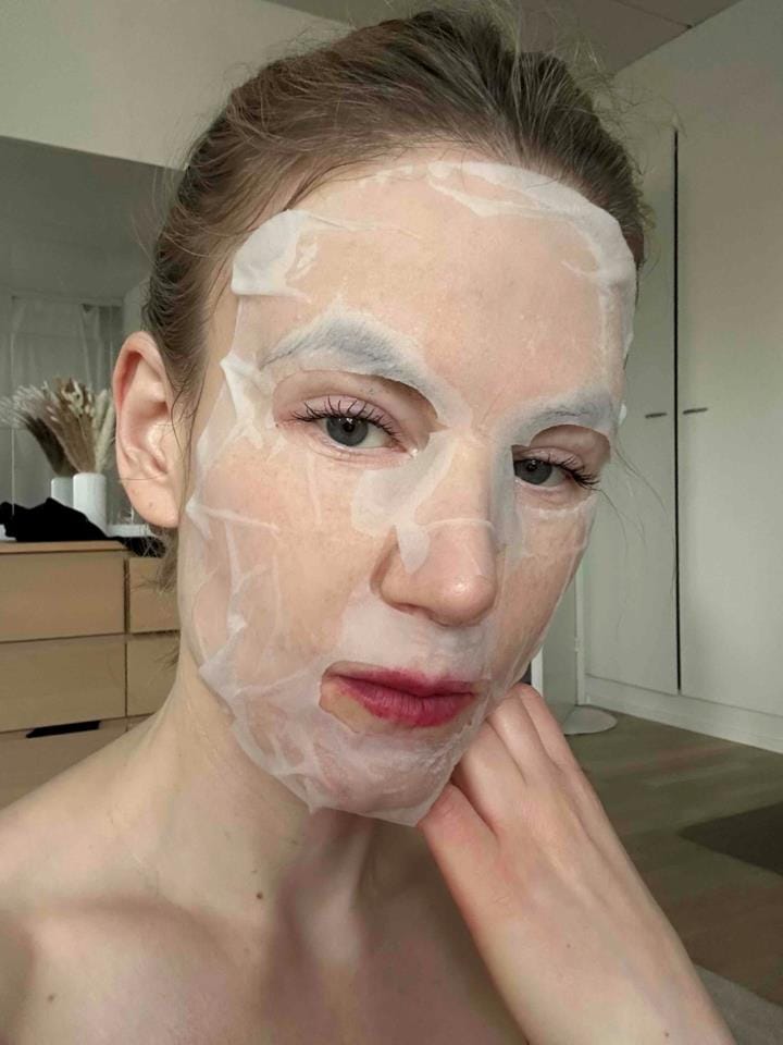 Customer photo review of Hyper Collagen Real Deep Hydration Mask (5pcs)