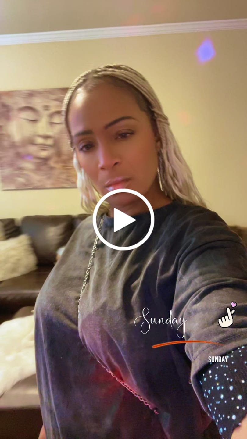 Customer video review of Outre X-Pression Pre-Stretched Braid - ULTRA BRAID 3X 42"