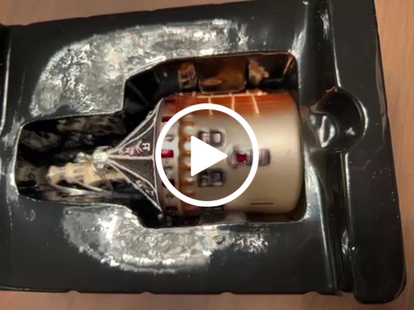 Customer video review of Hoofdtoren kerstbal - Hoorn