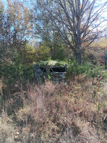 Customer photo review of VisMax See Through Blind | 270° Pop Up 3-4 Man Deer Blind | Portable Ground Blind Hunting for Sale with Hunters Comfort Design