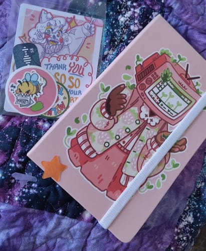 Customer photo review of Strawberry TV Head Sketchbooks