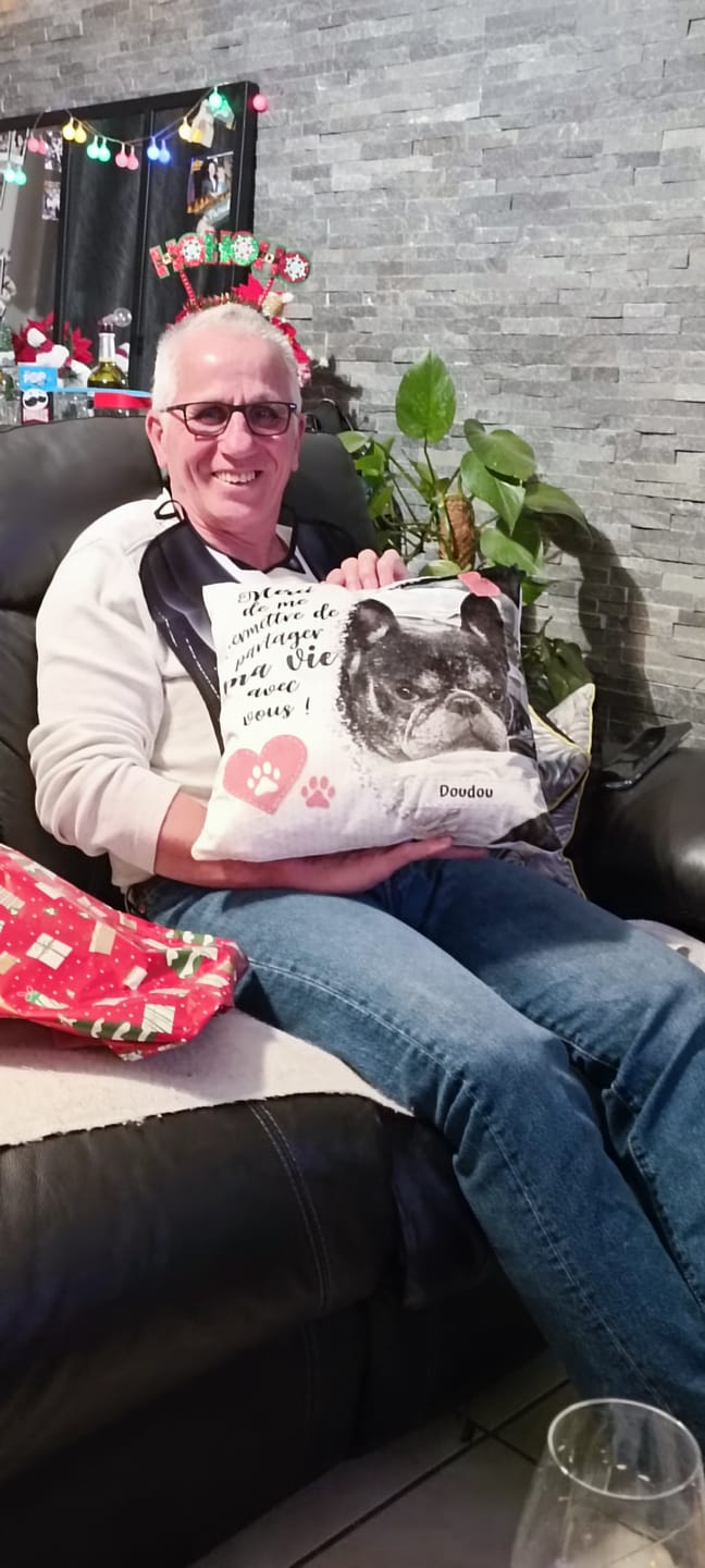 Customer photo review of Merci - Coussin personnalisé