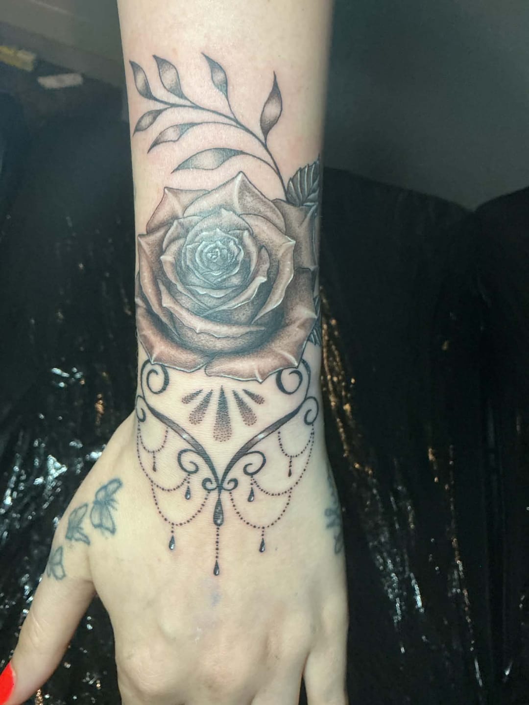 Customer photo review of T&T AWE Tattoo Needles Round Liner (20 pcs/box)