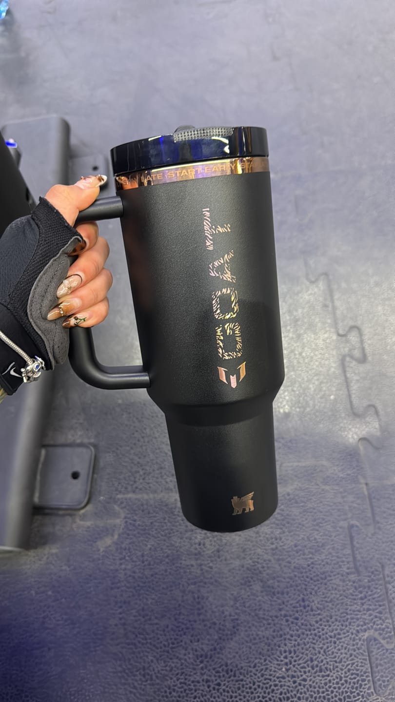 Customer photo review of Messi x Stanley 1913 Quencher ProTour Flip Straw Tumbler GOAT Black | 1.1L