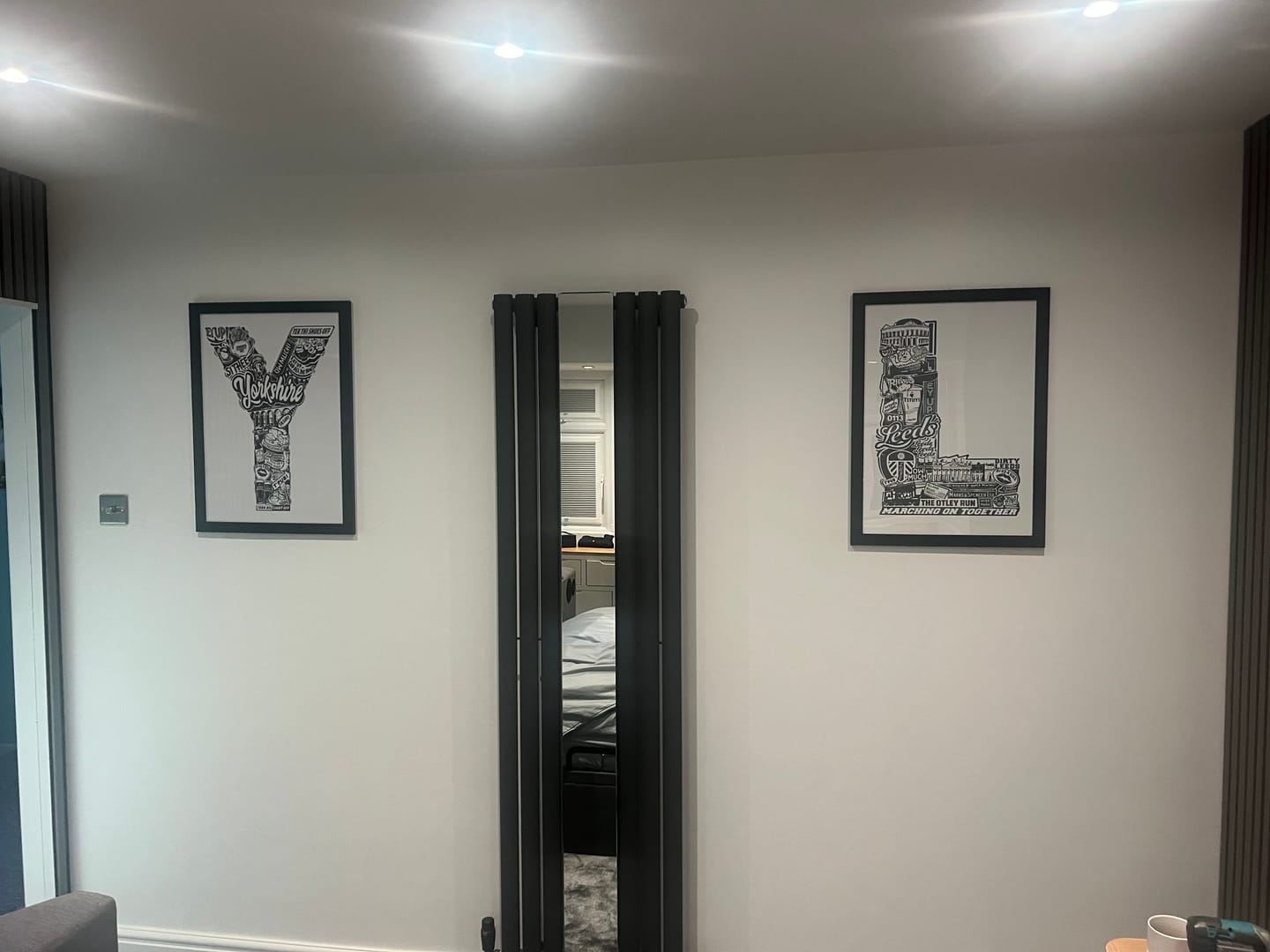 Customer photo review of Frames (Black)