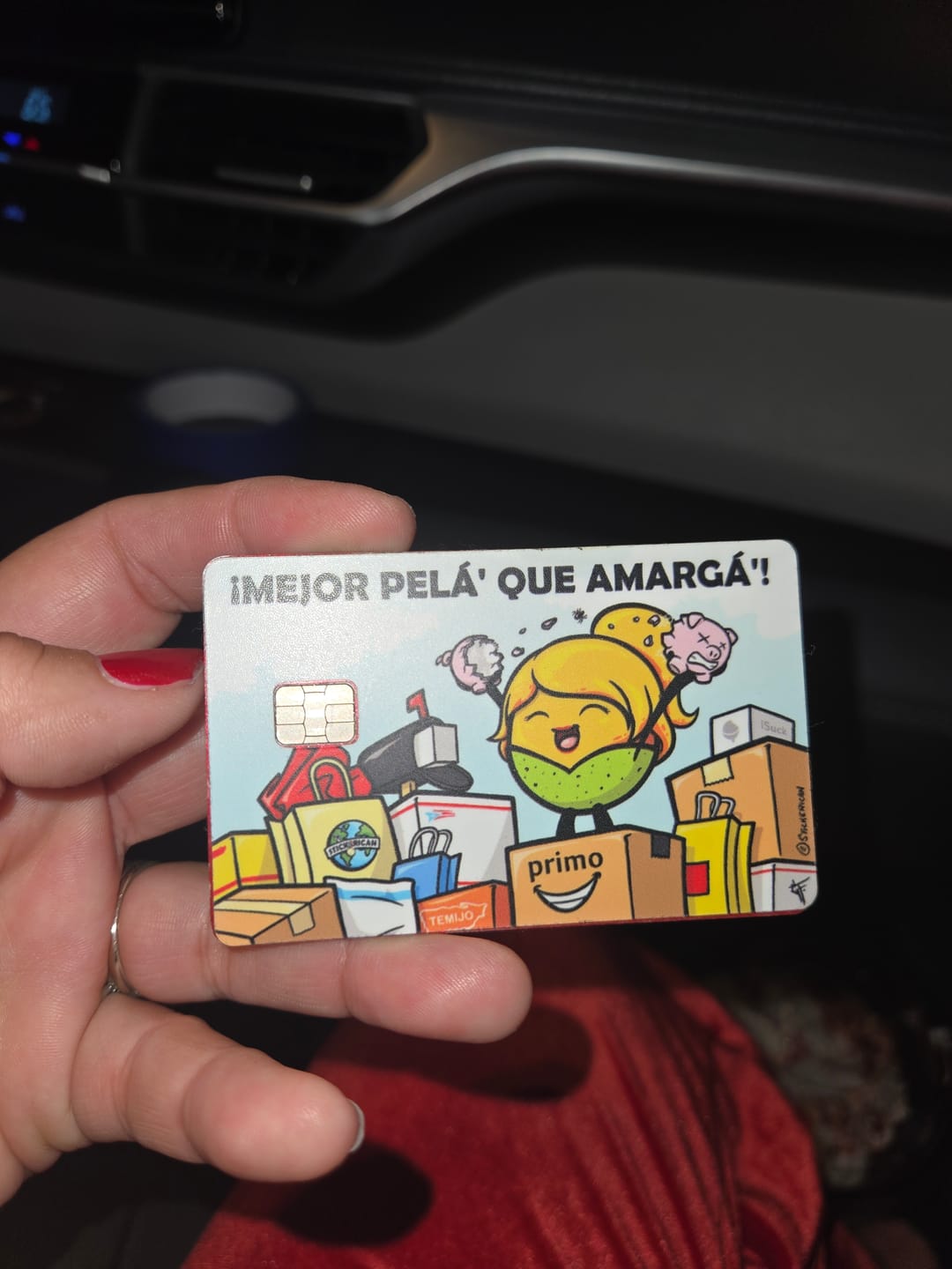 Customer photo review of (Damas) Mejor Pelá' que Amargá' - Sticker para Tarjeta de Crédito