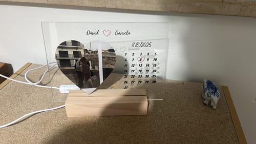 Customer photo review of Placa Dia Especial no Calendário - Personalizado
