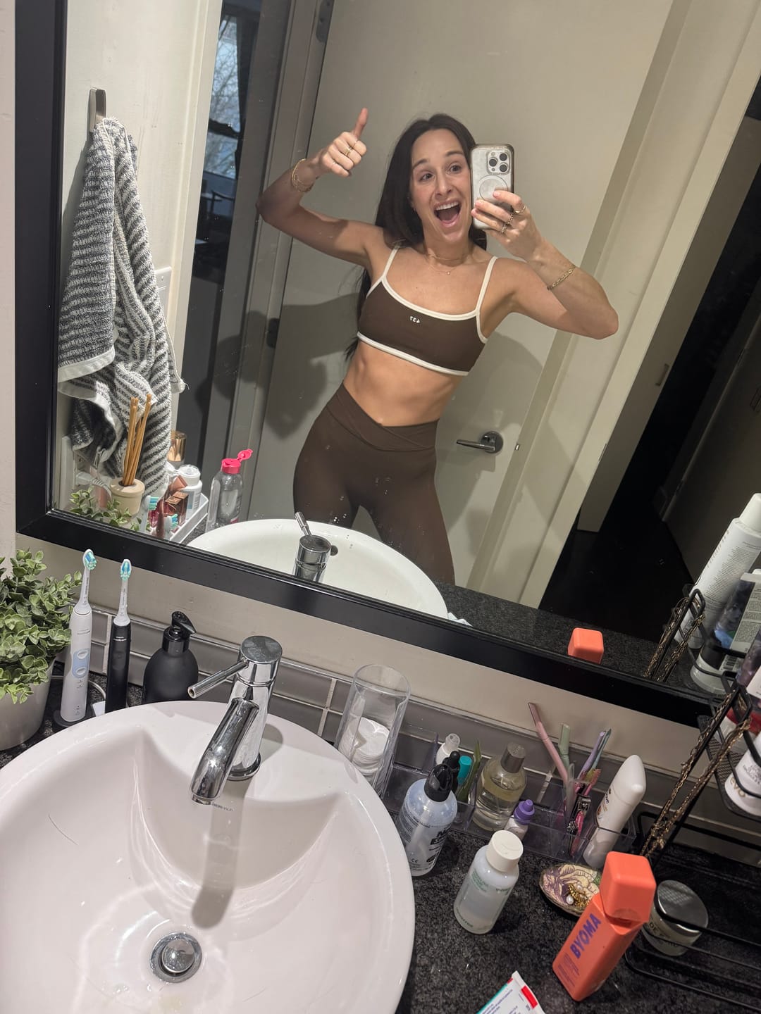 Customer photo review of The V Legging / Black