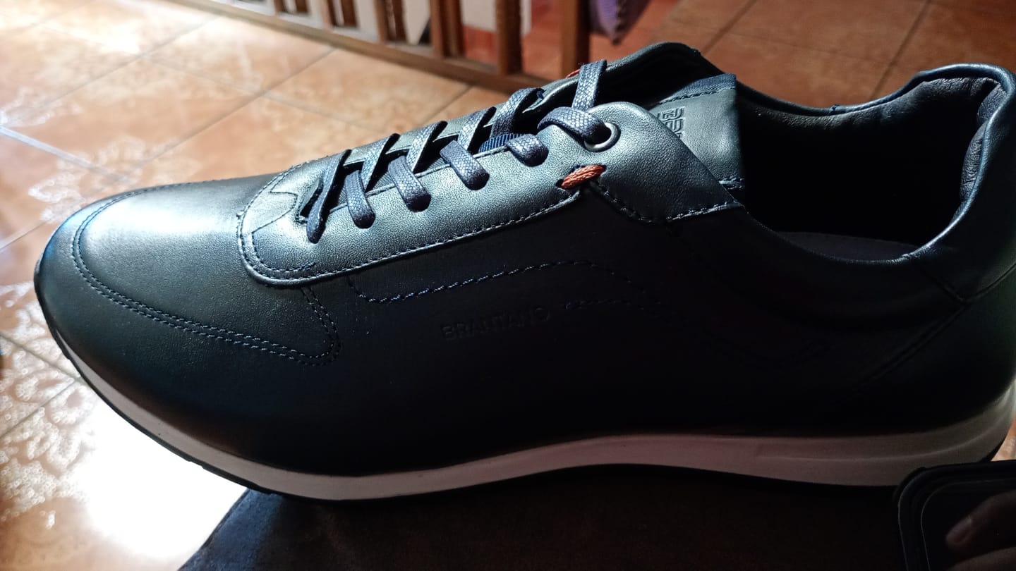 Customer photo review of SNEAKER CASUAL PIEL AZUL