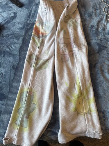 Customer photo review of Triple Sevens Vices Sweatpants Grey