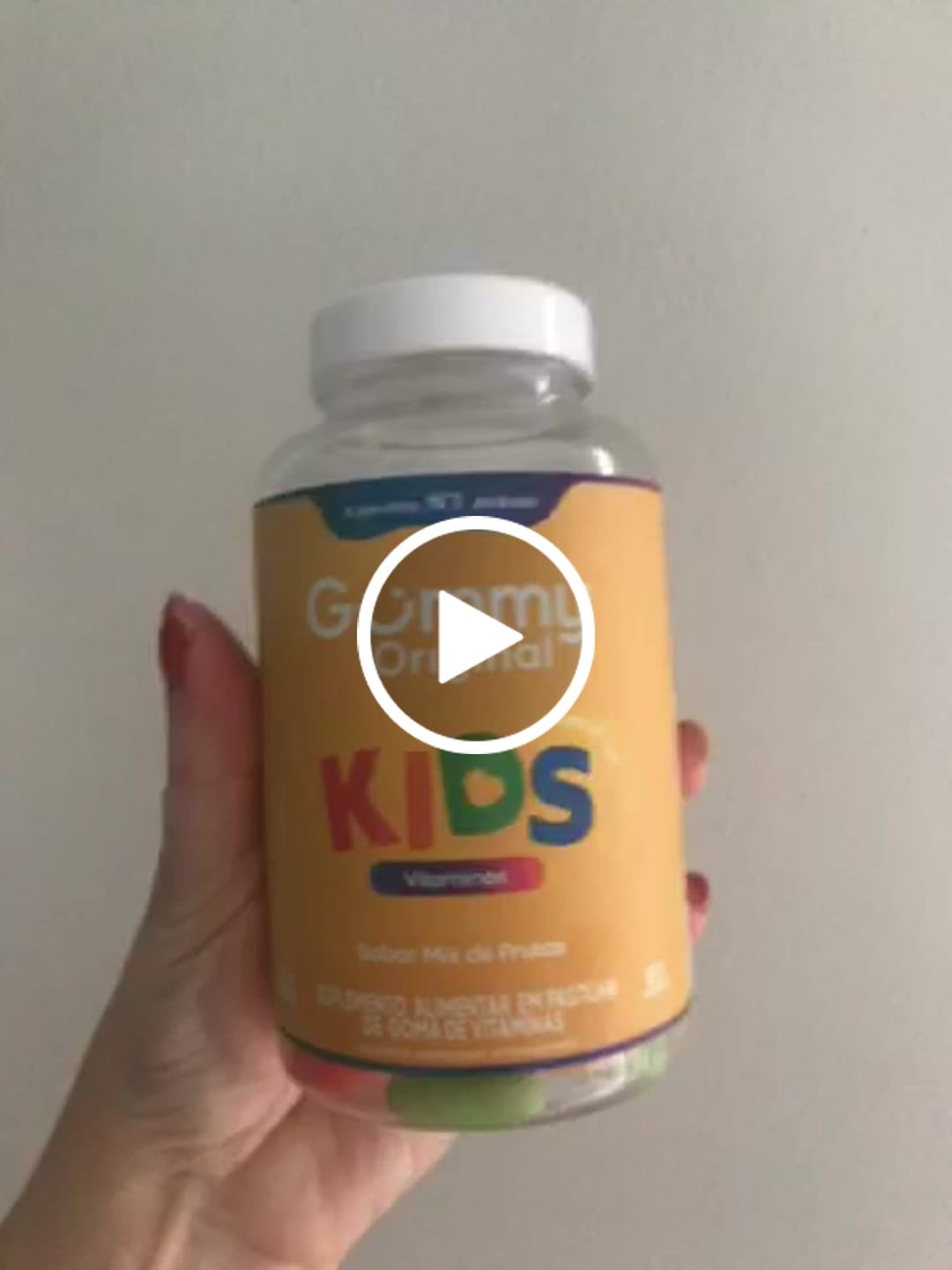 Customer video review of Gummy Kids Vitamin® - Mix Frutas 180 g