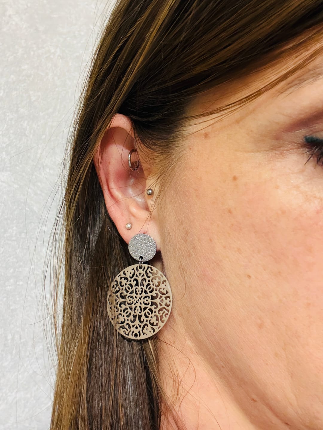 Customer photo review of Ohrring Saray nude