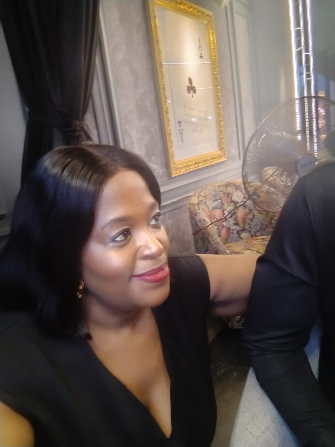 Customer photo review of Brazilian Glueless Power Bob