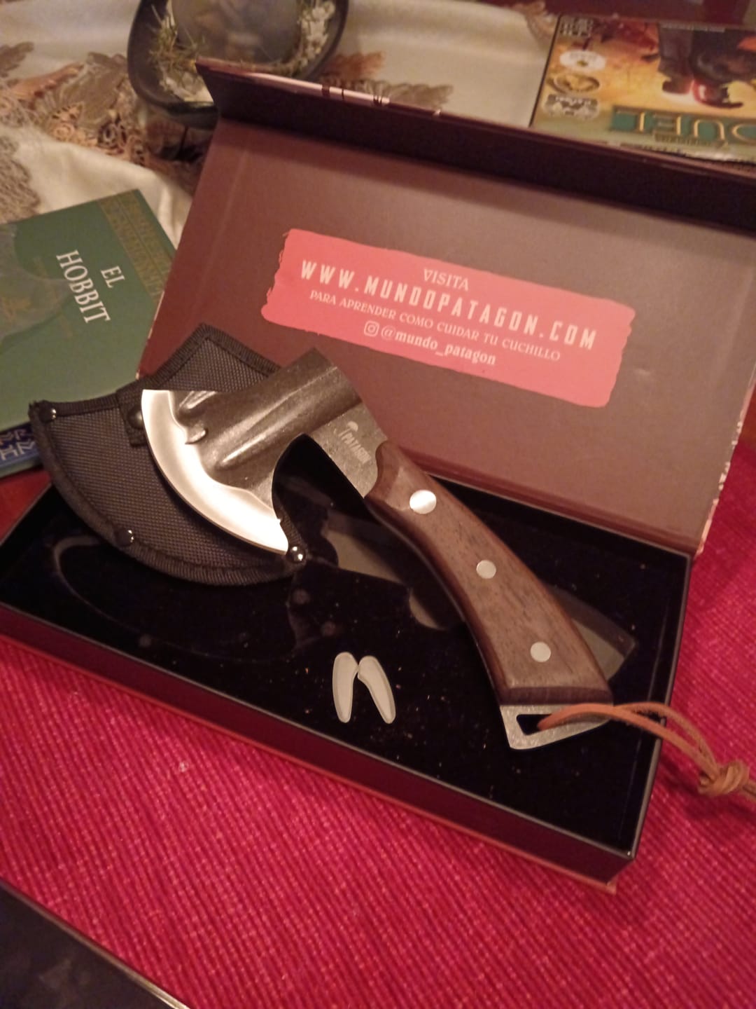 Customer photo review of Hacha Acero Inox. Fosfatada - TOMAHAWK