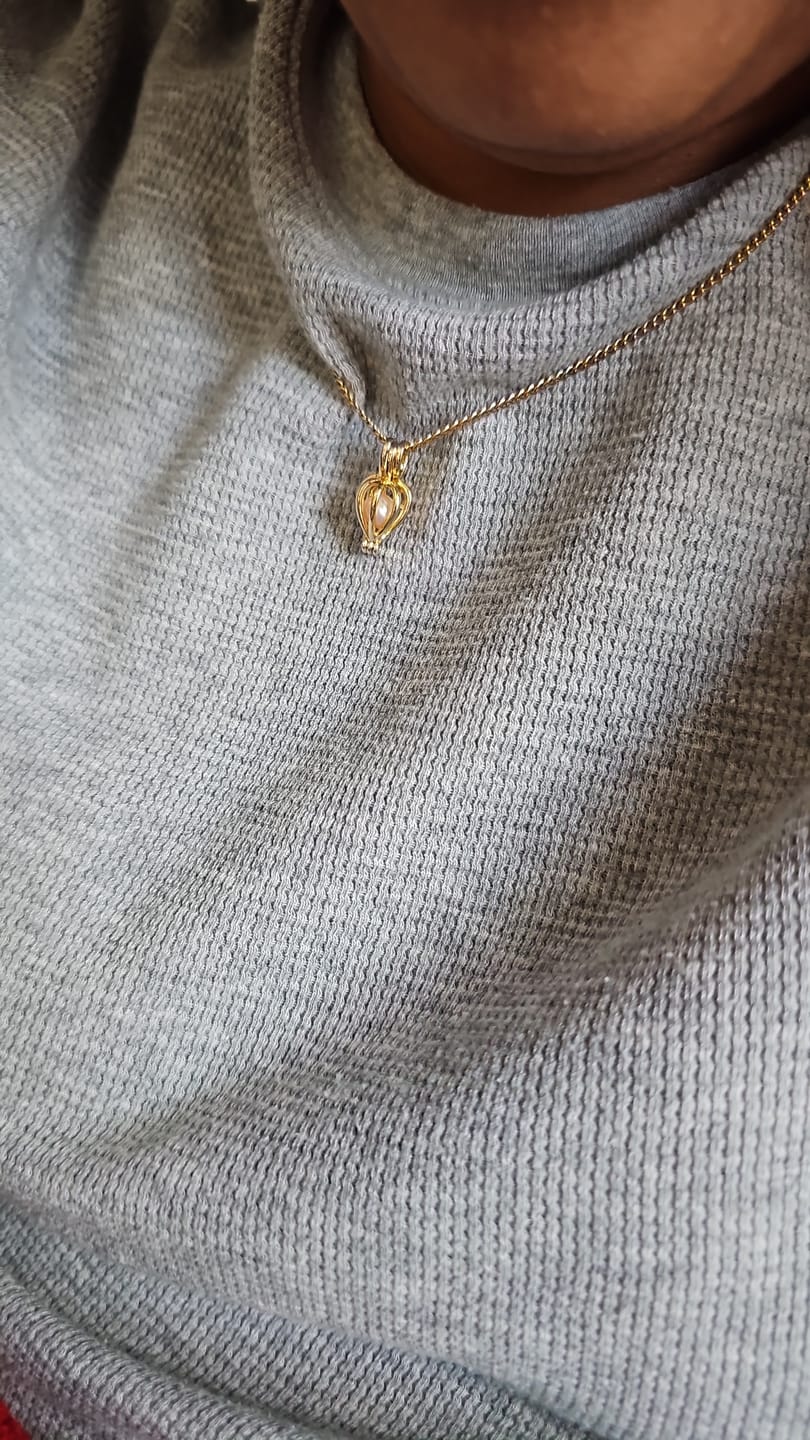 Reseña con foto de cliente del Kit de collar de perlas FabuLove