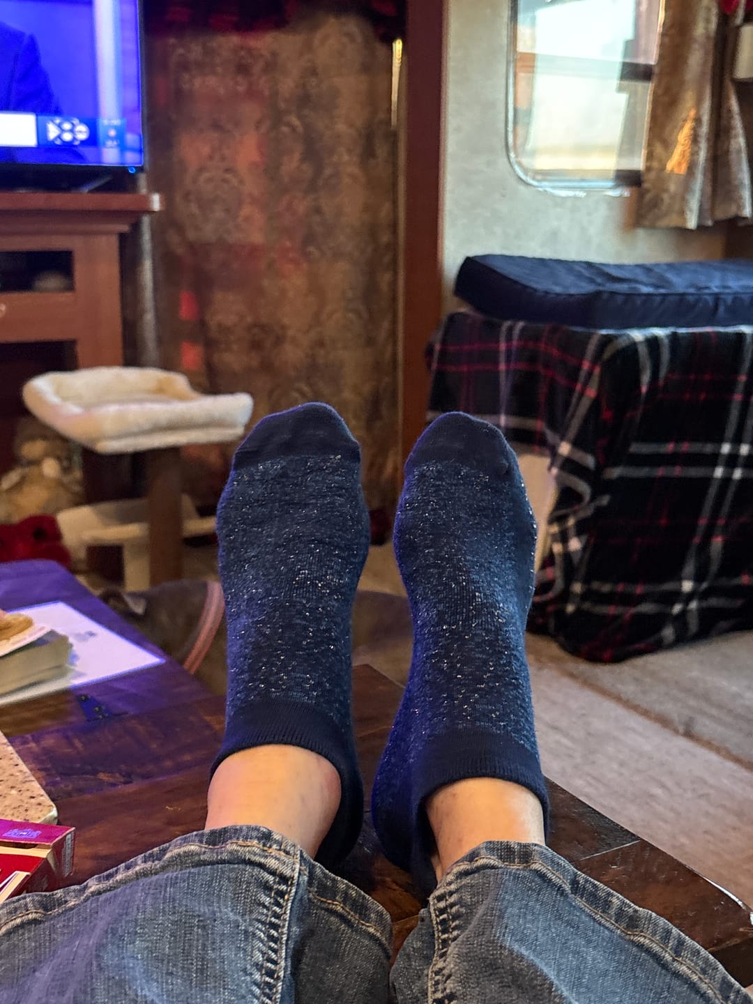 Customer photo review of Tucketts Tab Sparkling Rouge Pilates Socks - Non-Slip Grip, Closed Toe, Barre & Yoga - Women's