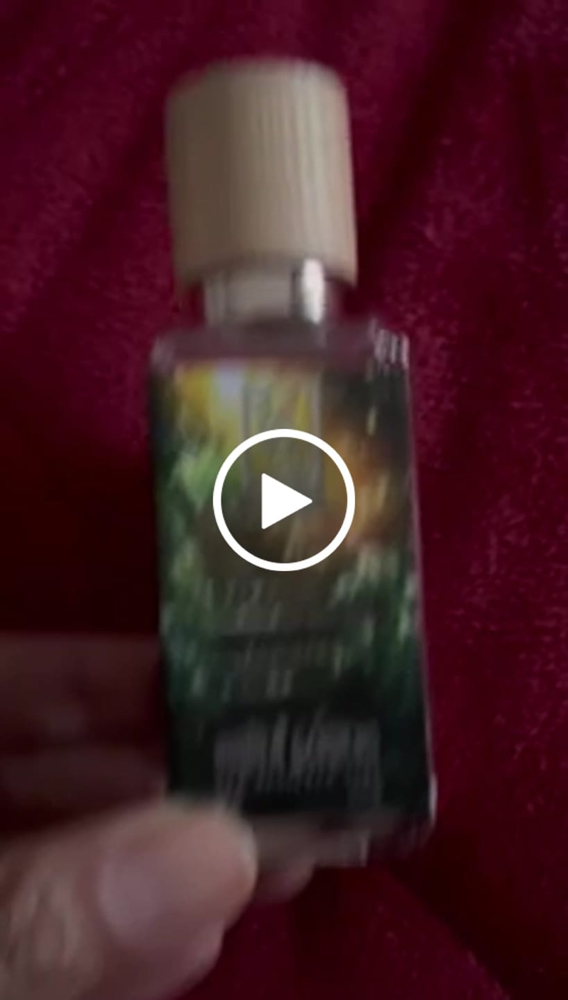 Customer video review of Hidden Gardens