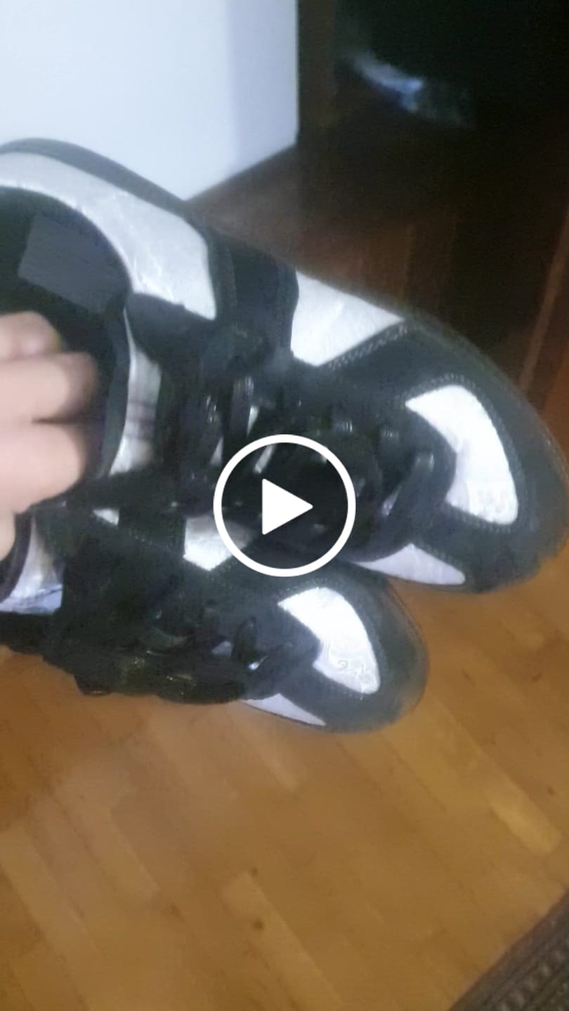Customer video review of Tree of Life , Noir edition Silk Sneakers