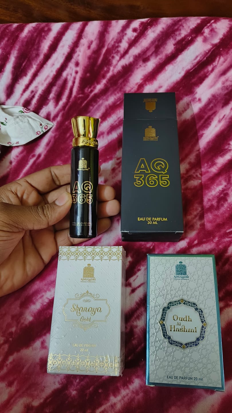 Customer photo review of Oudh Al Hashmi Perfume 20ml