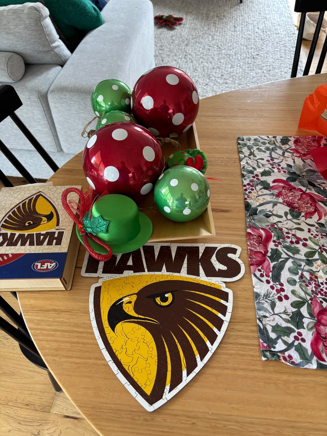 Customer photo review of Hawthorn Hawks FC Logo - Wooden Puzzle