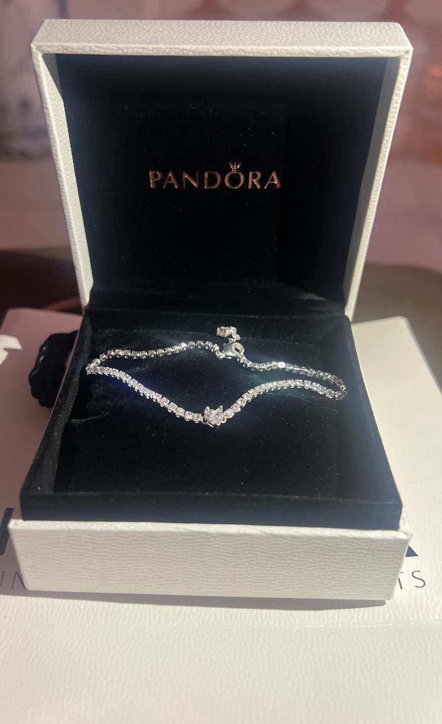 Customer photo review of PULSERA PANDORA CORAZON BRILLANTE TENIS PLATA .925 + KIT DE REGALO
