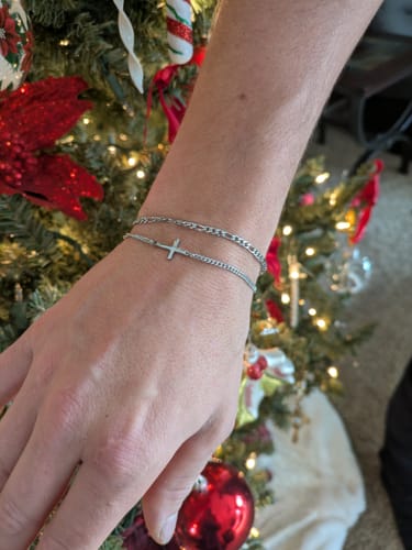 Customer photo review of CROSS BRACELET | Silver