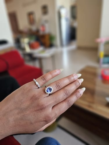 Customer photo review of Blisse Silver Pear Promise Ring