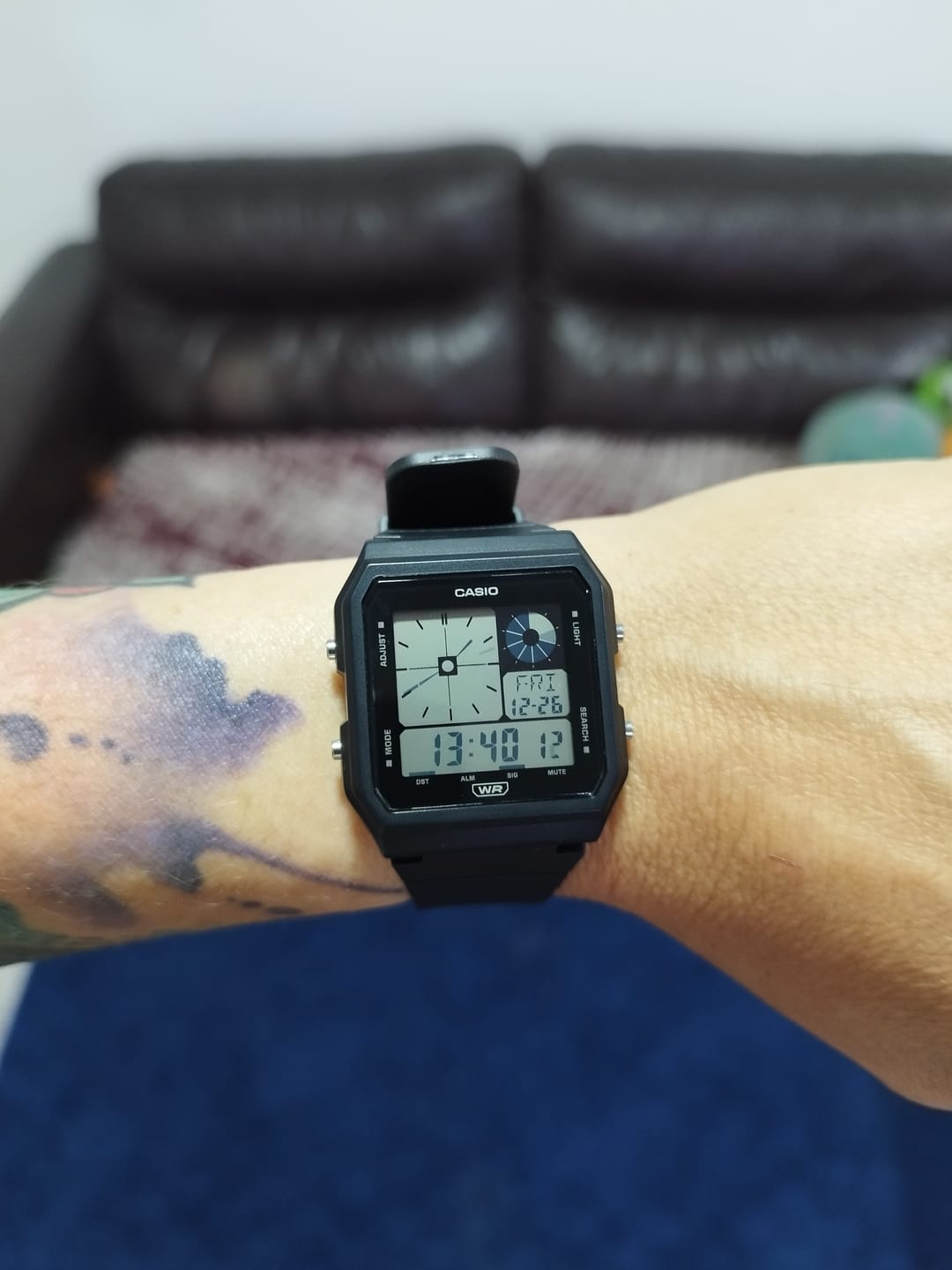 Customer photo review of Reloj Casio Vintage LF-20W-1ADF Twin-Graph Reissue Resina