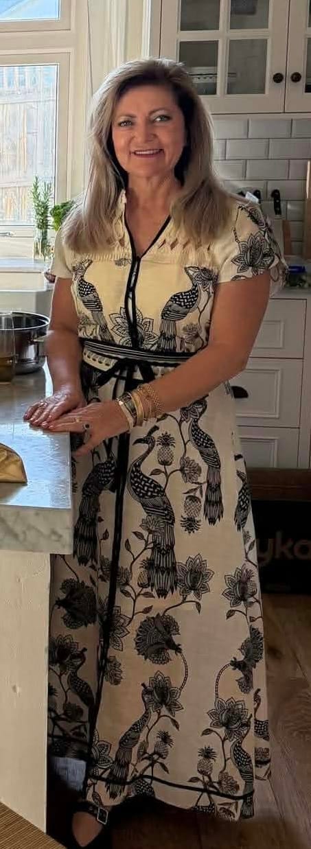 Customer photo review of Xanthia Diamond Smock Yoke Linen Viscose Dress in Imperial Stone