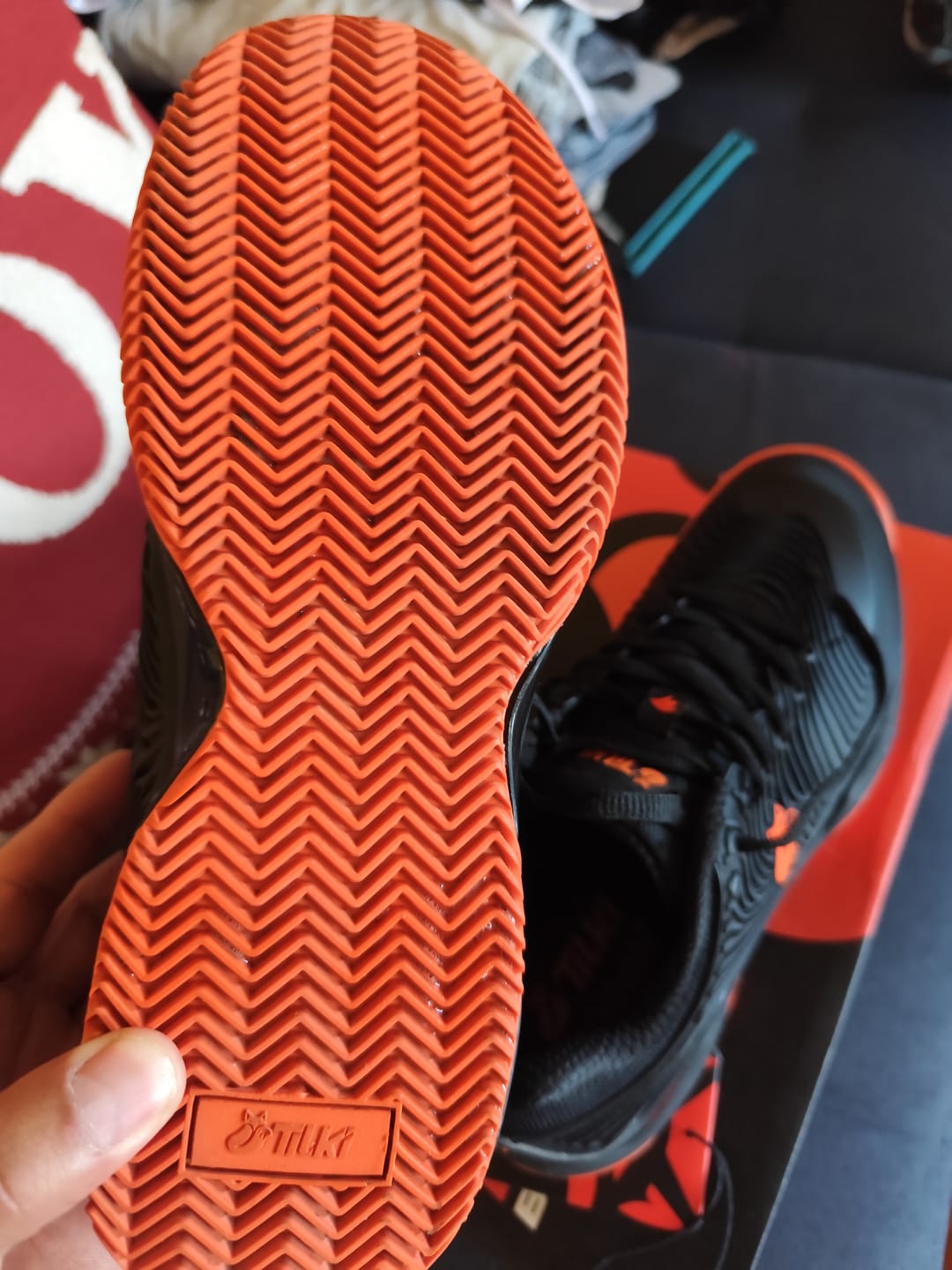 Customer photo review of Zapatilla de Tenis ORTAK Tilki Negro Naranjo
