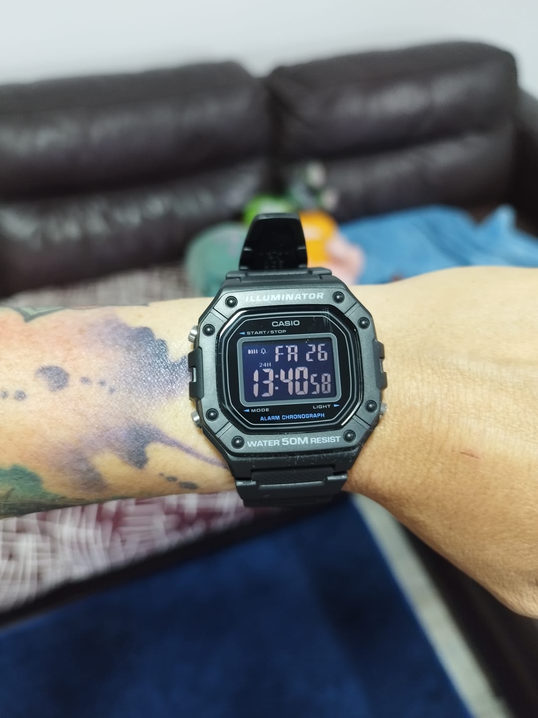 Customer photo review of Reloj Casio Vintage W-218H-1BVDF Pantalla Negativa