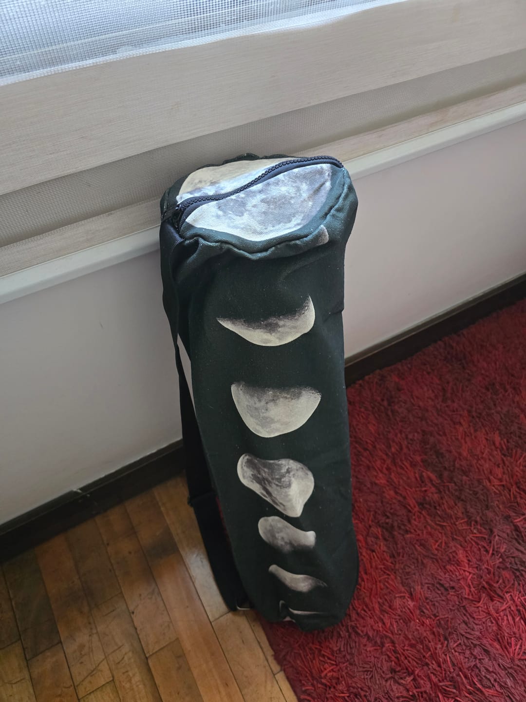 Customer photo review of Bolso Porta Mat Moon