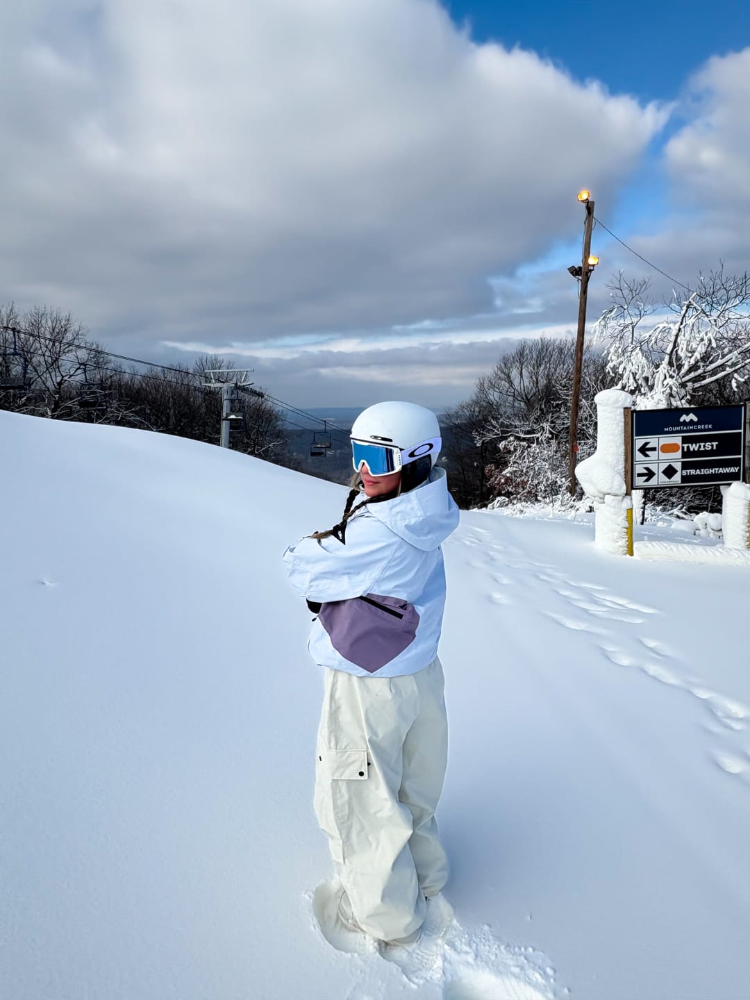 Customer photo review of Women's Beige Baggy Wear-resistant Waterproof Snow Pants