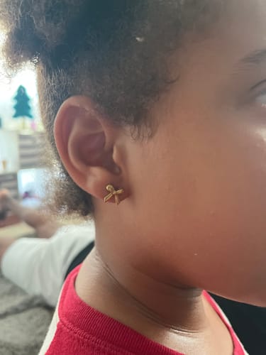 Customer photo review of Classic Bows