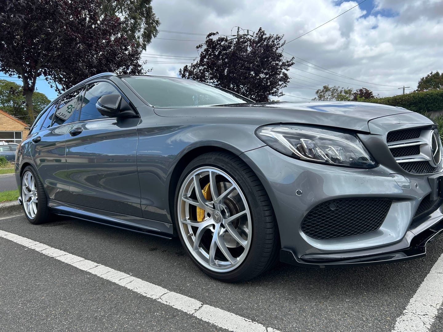 Customer photo review of 507 RI-D Styled FlowForm Wheels – Gun metal grey