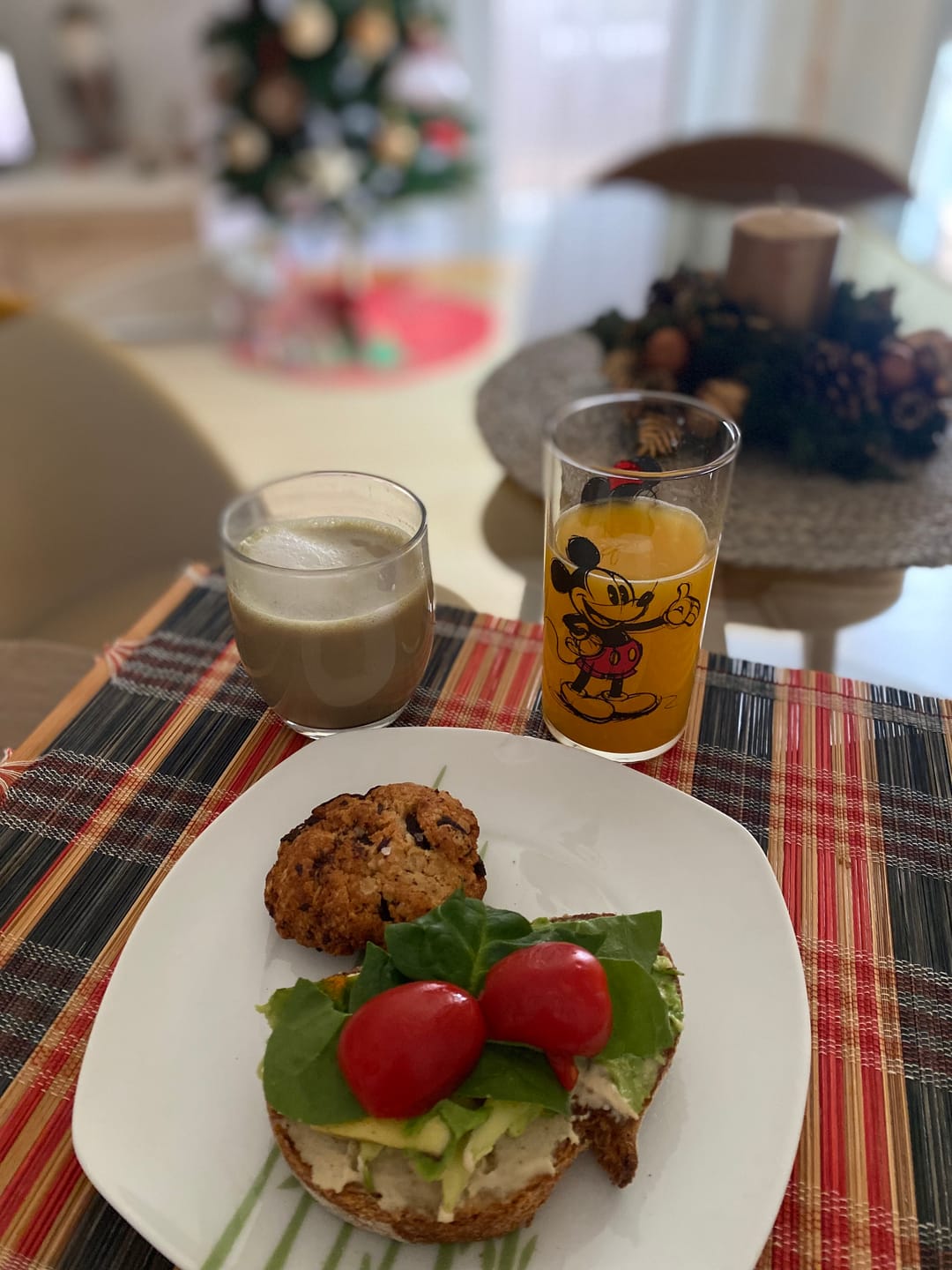 Customer photo review of Matcha Latte Navidad