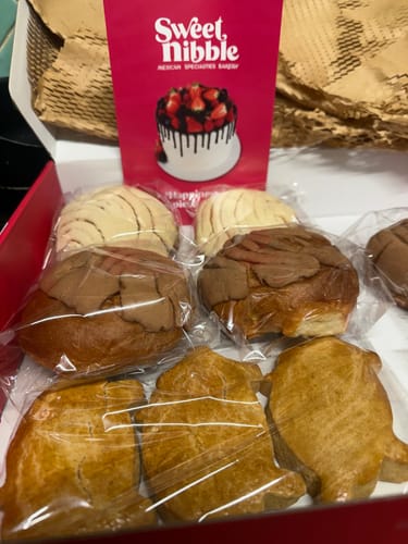 Customer photo review of Traditional Concha - Minimum 5 per order, any flavour